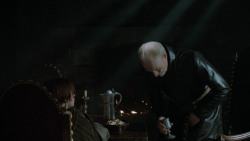 extant_GameOfThrones_2x07-AManWithoutHonor_1172