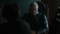 extant_GameOfThrones_2x07-AManWithoutHonor_1312