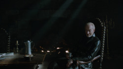 extant_GameOfThrones_2x07-AManWithoutHonor_1441
