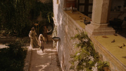 extant_GameOfThrones_2x07-AManWithoutHonor_1560