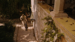extant_GameOfThrones_2x07-AManWithoutHonor_1561