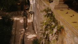 extant_GameOfThrones_2x07-AManWithoutHonor_1563