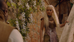 extant_GameOfThrones_2x07-AManWithoutHonor_1596