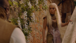 extant_GameOfThrones_2x07-AManWithoutHonor_1598