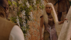 extant_GameOfThrones_2x07-AManWithoutHonor_1600