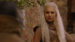 extant_GameOfThrones_2x07-AManWithoutHonor_1615