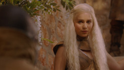 extant_GameOfThrones_2x07-AManWithoutHonor_1633