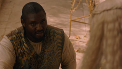 extant_GameOfThrones_2x07-AManWithoutHonor_1635