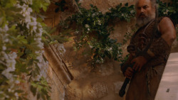 extant_GameOfThrones_2x07-AManWithoutHonor_1654