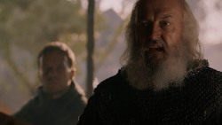 extant_GameOfThrones_2x07-AManWithoutHonor_1943