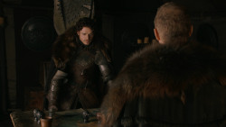 extant_GameOfThrones_2x07-AManWithoutHonor_2001
