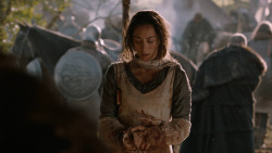 extant_GameOfThrones_2x07-AManWithoutHonor_2031