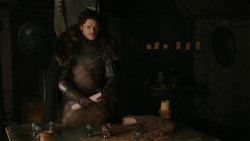 extant_GameOfThrones_2x07-AManWithoutHonor_2039