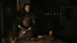 extant_GameOfThrones_2x07-AManWithoutHonor_2040