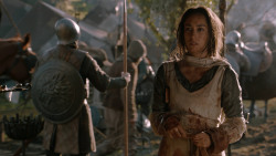 extant_GameOfThrones_2x07-AManWithoutHonor_2043