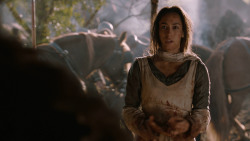 extant_GameOfThrones_2x07-AManWithoutHonor_2051