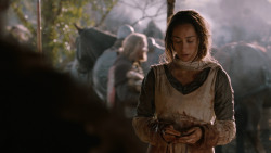 extant_GameOfThrones_2x07-AManWithoutHonor_2058