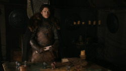 extant_GameOfThrones_2x07-AManWithoutHonor_2065