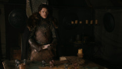 extant_GameOfThrones_2x07-AManWithoutHonor_2066