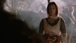 extant_GameOfThrones_2x07-AManWithoutHonor_2071