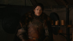 extant_GameOfThrones_2x07-AManWithoutHonor_2078