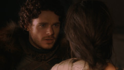 extant_GameOfThrones_2x07-AManWithoutHonor_2100