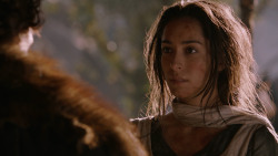 extant_GameOfThrones_2x07-AManWithoutHonor_2105
