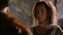 extant_GameOfThrones_2x07-AManWithoutHonor_2107