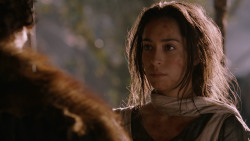 extant_GameOfThrones_2x07-AManWithoutHonor_2108