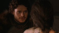 extant_GameOfThrones_2x07-AManWithoutHonor_2115