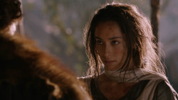 extant_GameOfThrones_2x07-AManWithoutHonor_2119