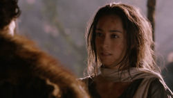 extant_GameOfThrones_2x07-AManWithoutHonor_2135