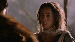 extant_GameOfThrones_2x07-AManWithoutHonor_2137
