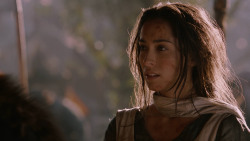 extant_GameOfThrones_2x07-AManWithoutHonor_2148