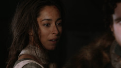 extant_GameOfThrones_2x07-AManWithoutHonor_2151