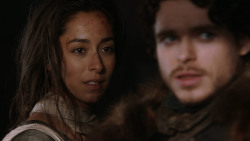 extant_GameOfThrones_2x07-AManWithoutHonor_2152