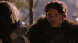 extant_GameOfThrones_2x07-AManWithoutHonor_2158
