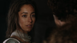 extant_GameOfThrones_2x07-AManWithoutHonor_2162