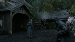 extant_GameOfThrones_2x07-AManWithoutHonor_2182