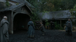 extant_GameOfThrones_2x07-AManWithoutHonor_2188