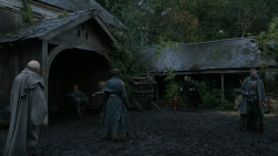 extant_GameOfThrones_2x07-AManWithoutHonor_2189