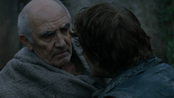 extant_GameOfThrones_2x07-AManWithoutHonor_2225