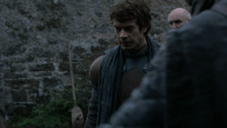 extant_GameOfThrones_2x07-AManWithoutHonor_2263