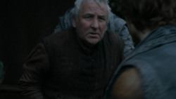 extant_GameOfThrones_2x07-AManWithoutHonor_2264