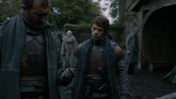 extant_GameOfThrones_2x07-AManWithoutHonor_2296