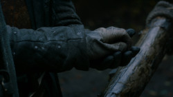 extant_GameOfThrones_2x07-AManWithoutHonor_2302