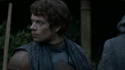extant_GameOfThrones_2x07-AManWithoutHonor_2312