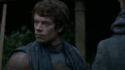 extant_GameOfThrones_2x07-AManWithoutHonor_2313