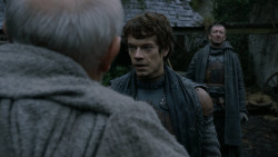 extant_GameOfThrones_2x07-AManWithoutHonor_2338