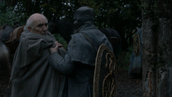 extant_GameOfThrones_2x07-AManWithoutHonor_2346
